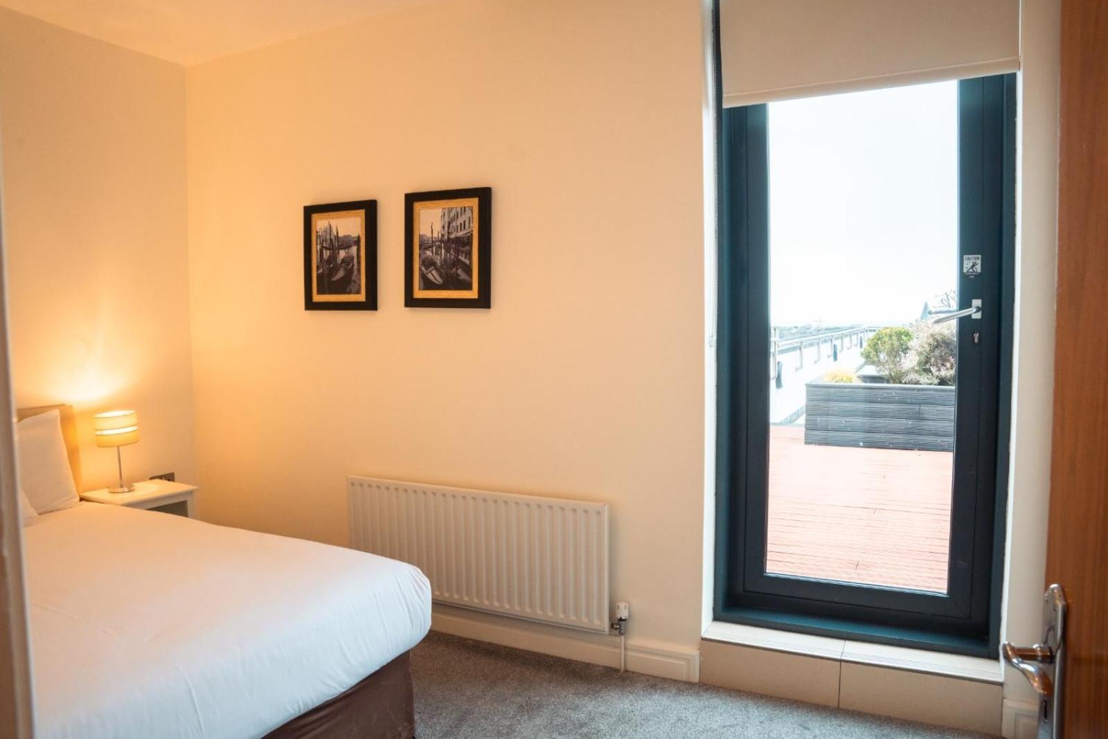 The Western Citypoint Apartments Galway Exterior photo